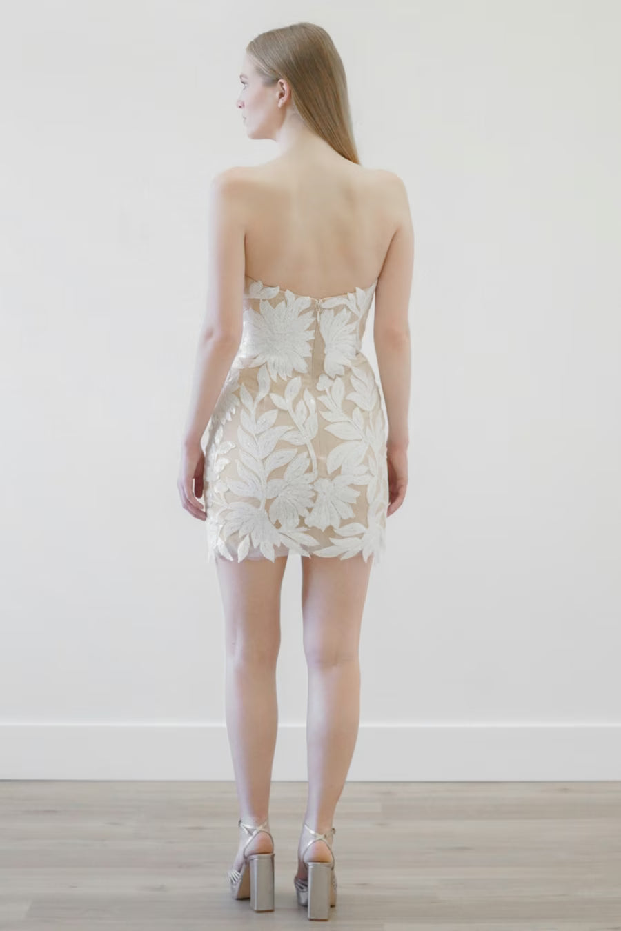 June by Wtoo (Size 10)