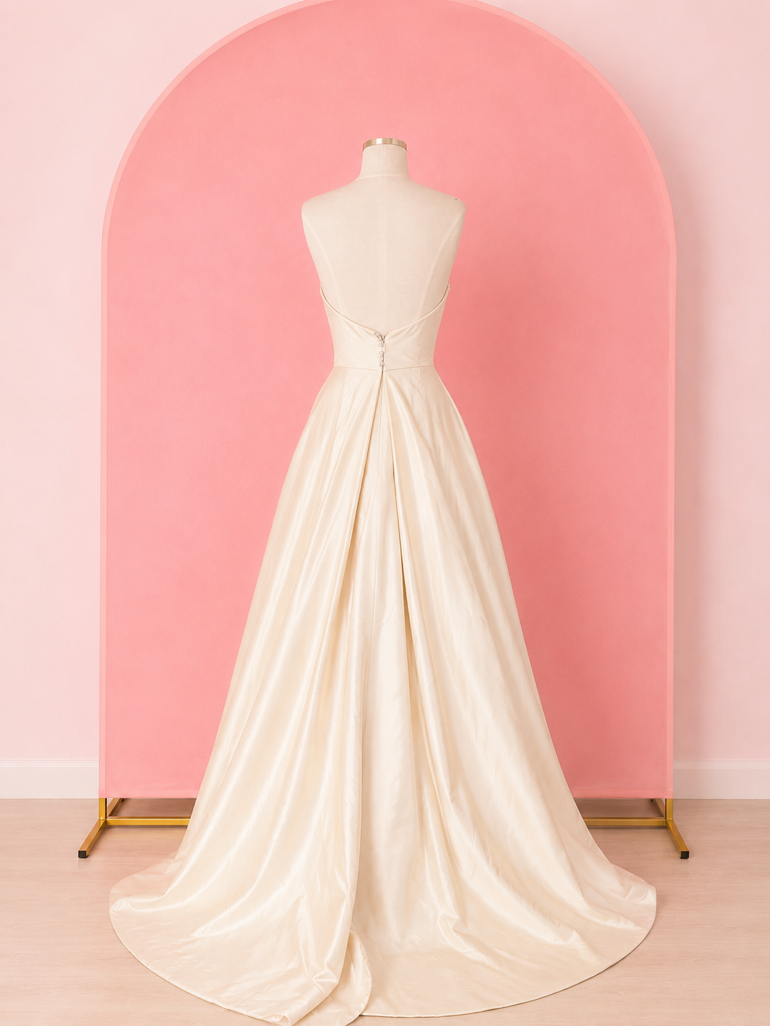 4856 by Paloma Blanca (Size 6)