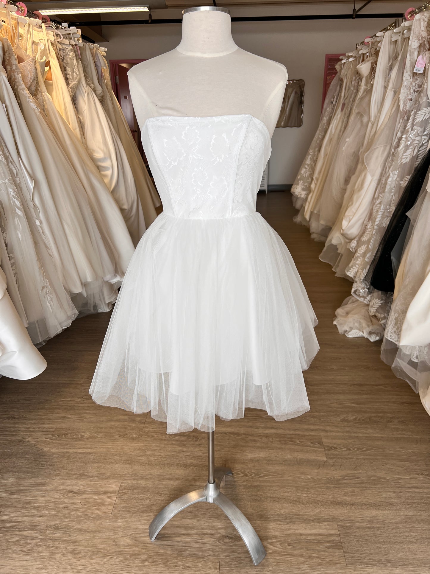 Tulle Strapless Mini (Size 4 & 8)