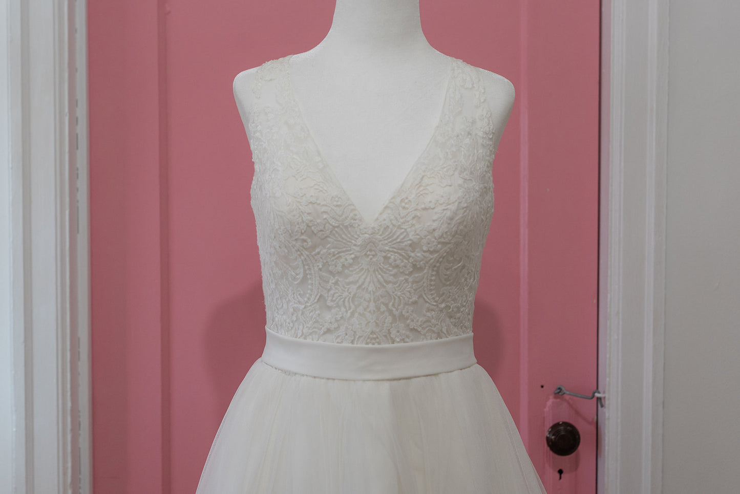 A line simple Barbara Allin Couture (Size 8/10) - NKIN