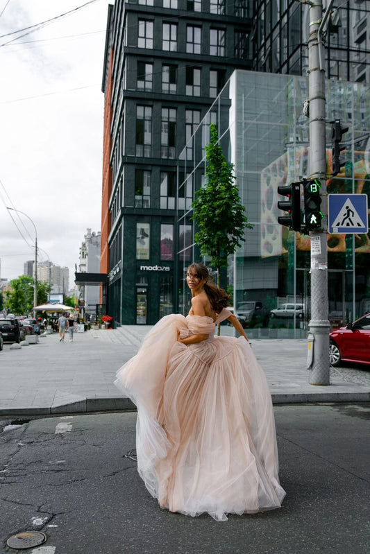 5 Fun Ways to Personalize Your Wedding Dress