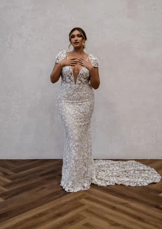 4 Tips for Finding Your Dream Dress on a Budget