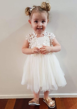 Full body front view of The "Layla