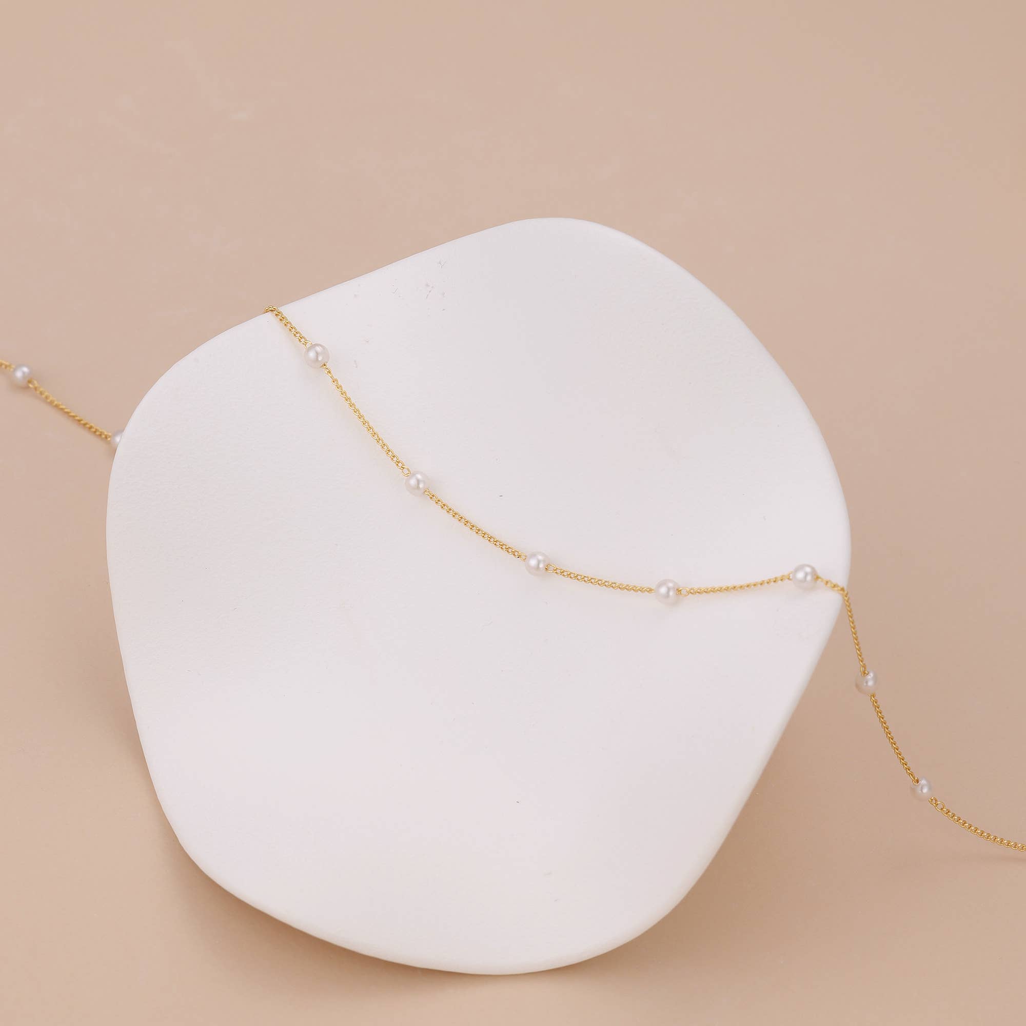 Pearl Minimalist Choker Necklace