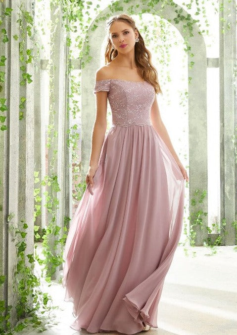 Full body front view of Morilee 21602