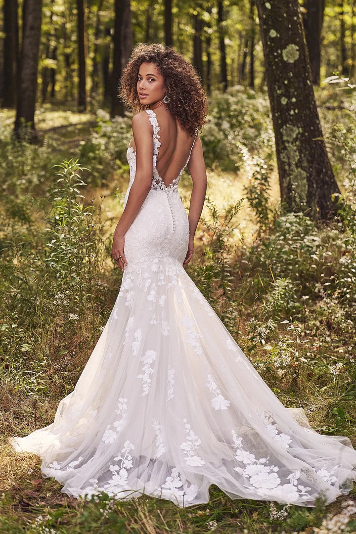 66278 by Lillian West (Size 16)