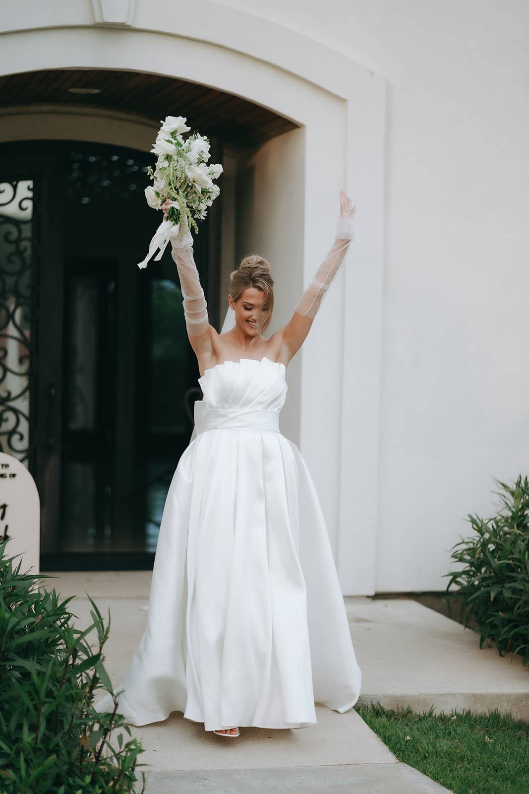 The "Mila" Sheer Tulle Bridal Sleeves | Fingerless Gloves