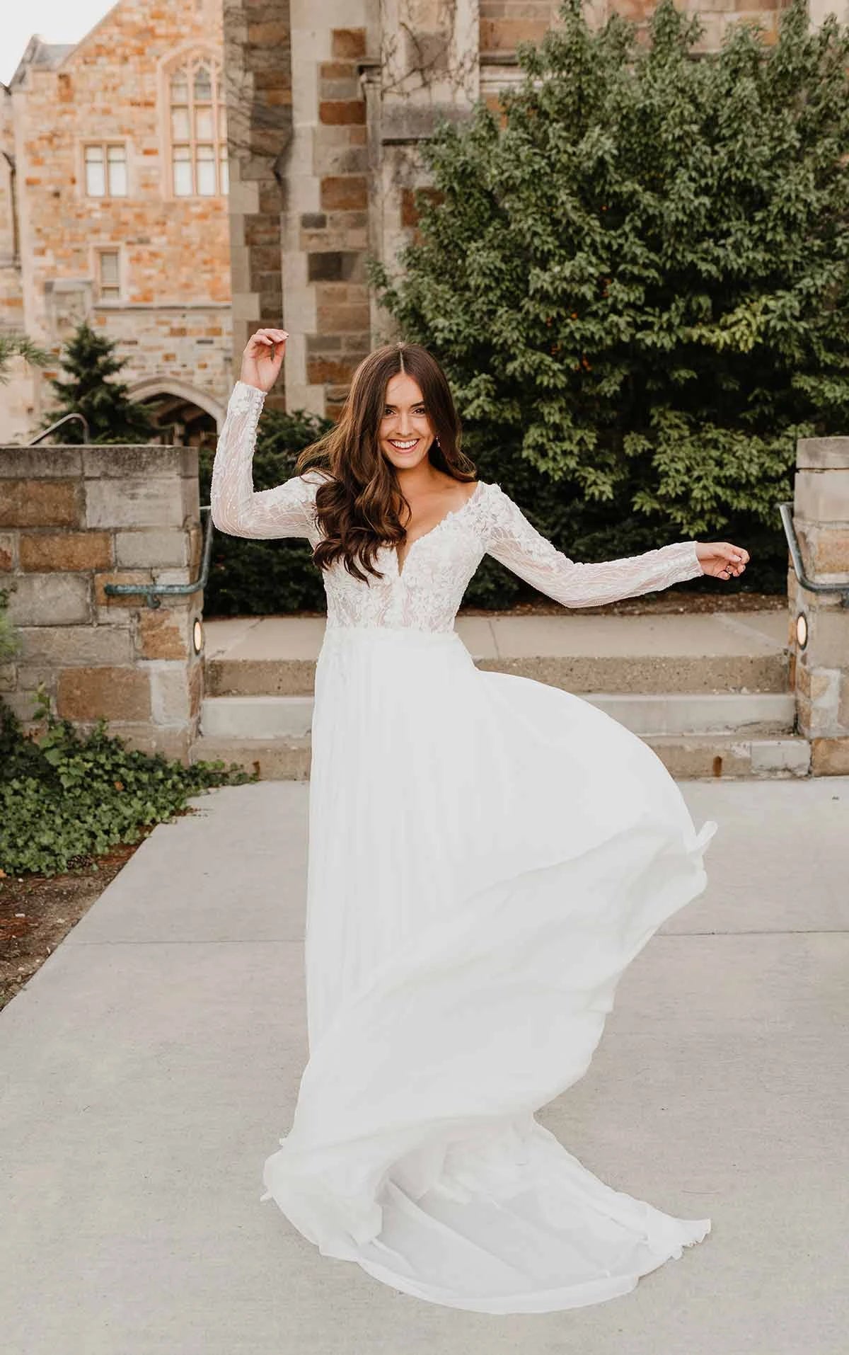7291 by Stella York (Size 16)