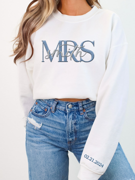 Personalized Mrs Sweater & Cuff