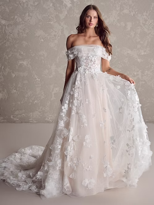 Laila by Maggie Sottero (Size 6)
