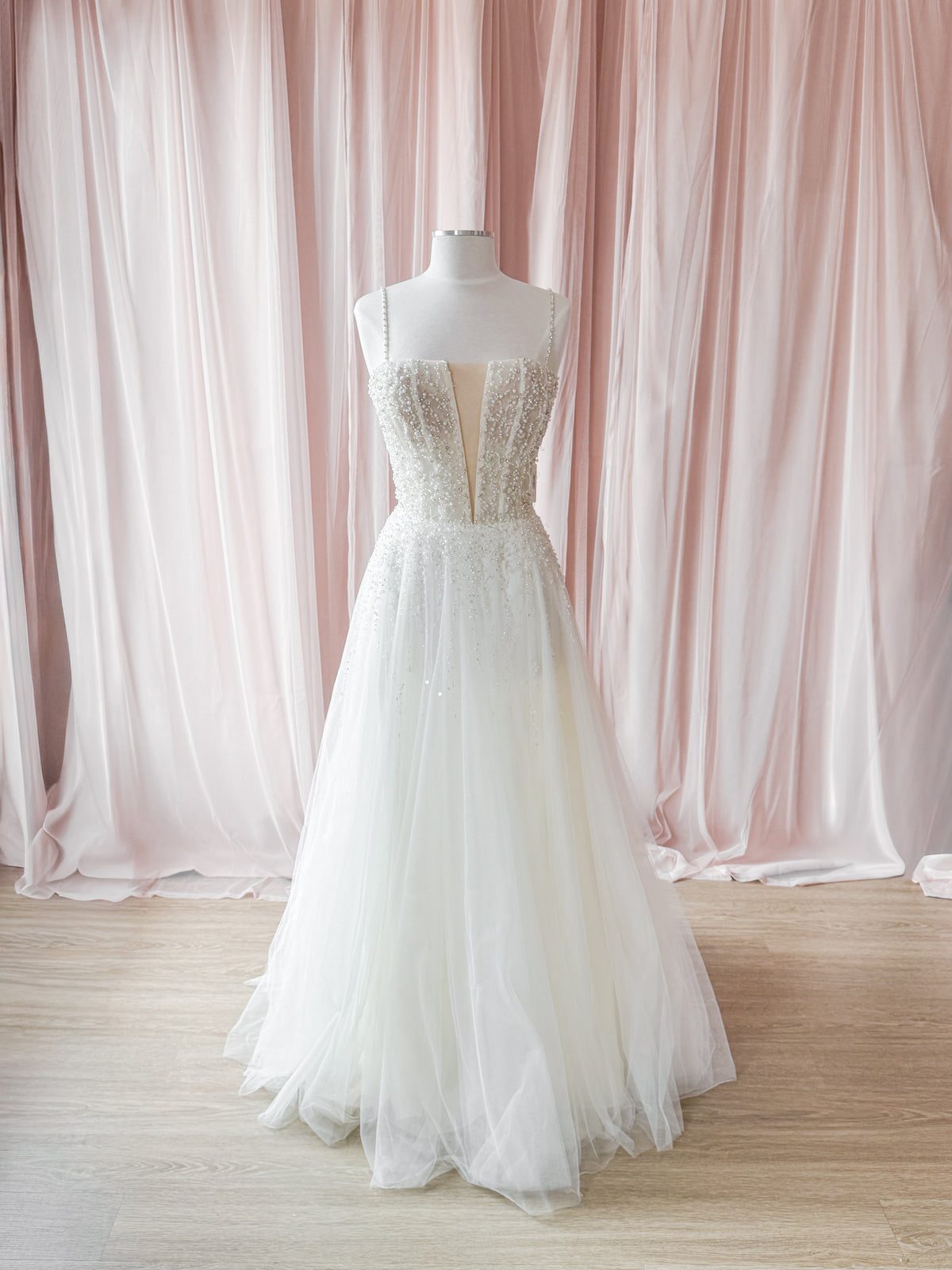Aeryn by Willowby by Watters (Size 14)