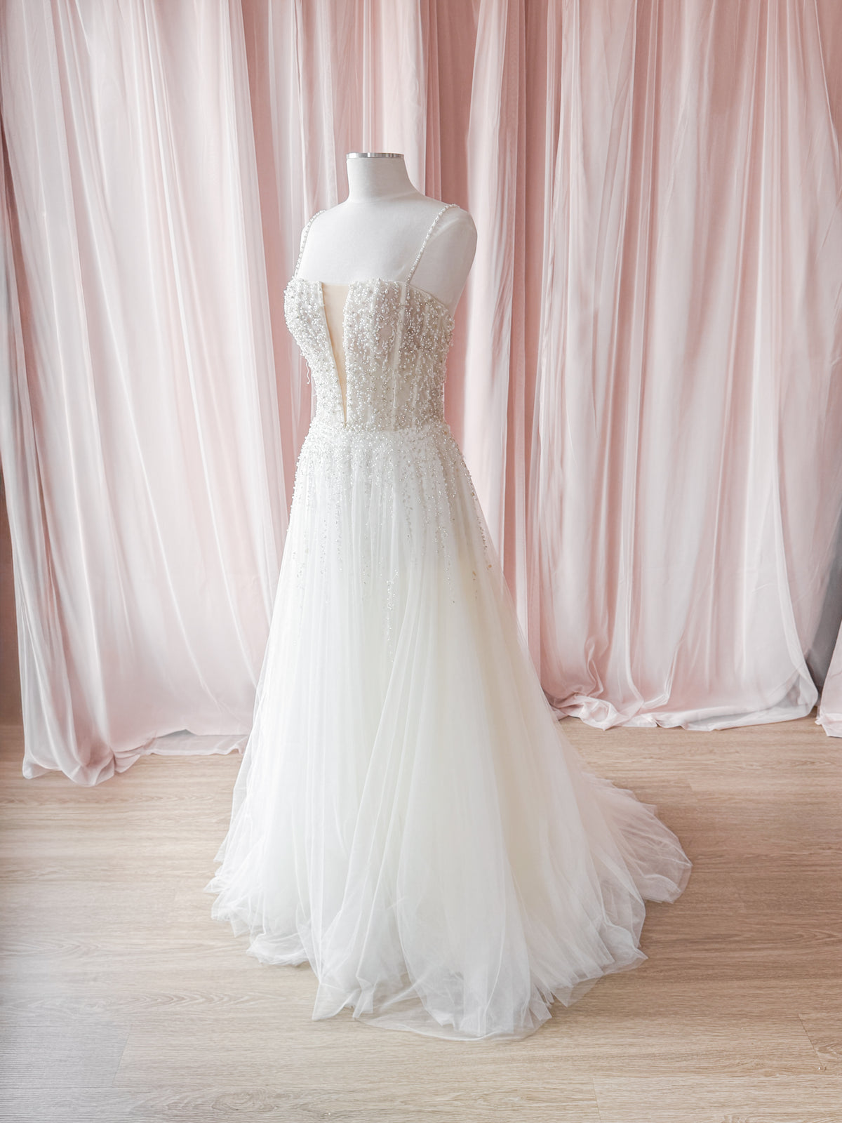 Aeryn by Willowby by Watters (Size 14)