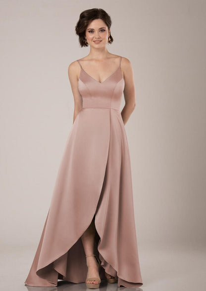 Full body front view of Sorella Vita 9552