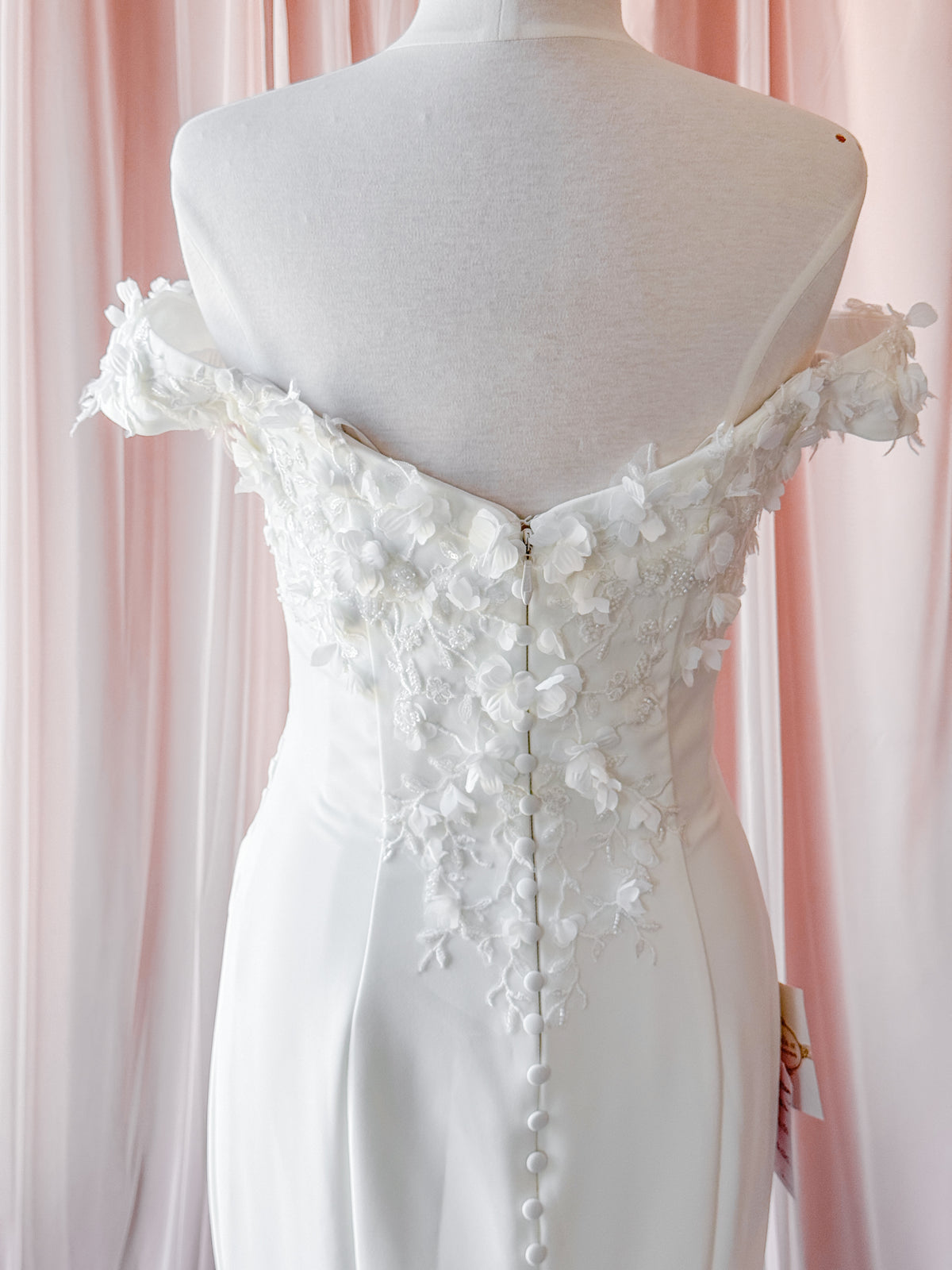 Alessia by Jimme Huang (Size 12 & 20)