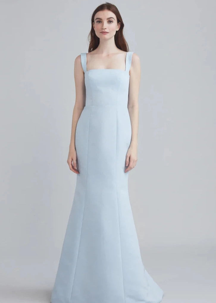 Full body front view of Amsale Ida