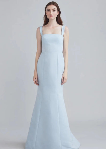 Full body front view of Amsale Ida