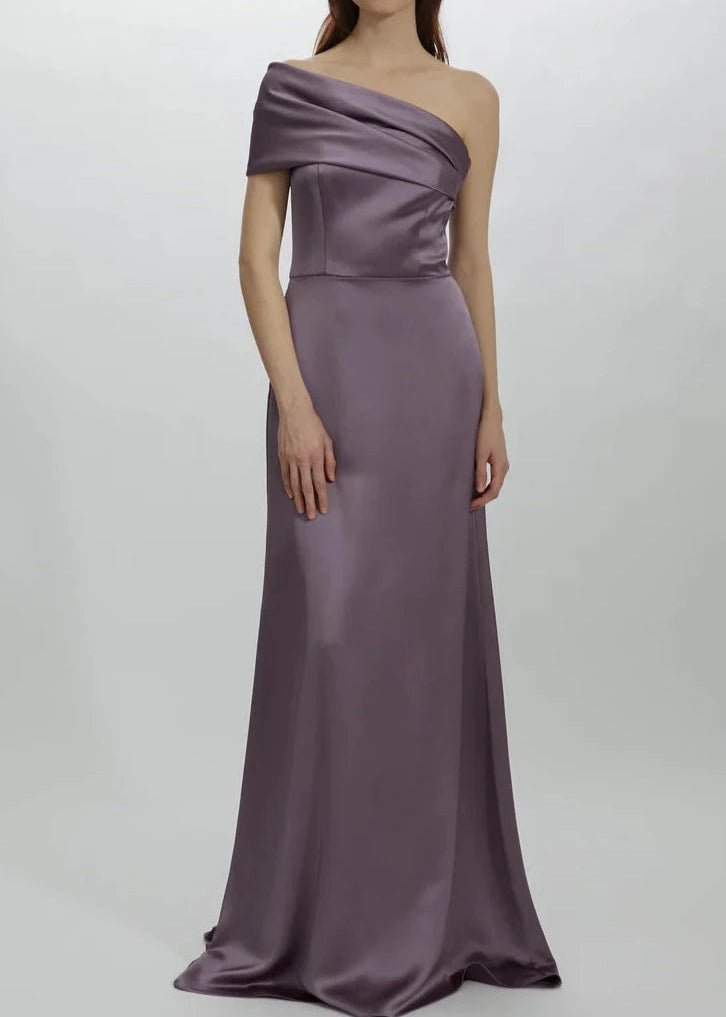 Full body front view of Amsale Gaia