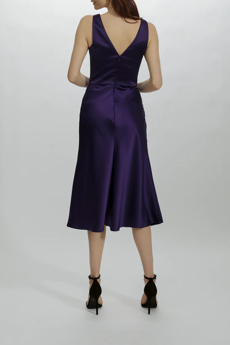 Full body back view of Amsale Amethyst