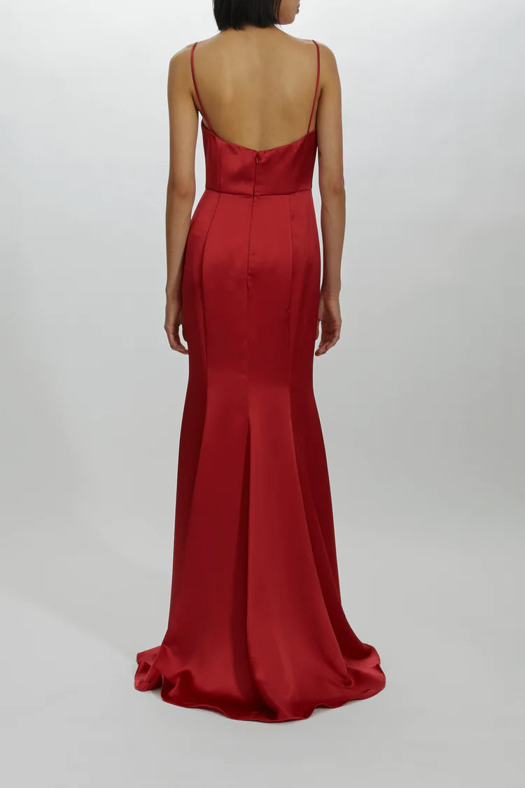 Full body back view of Amsale Tatia