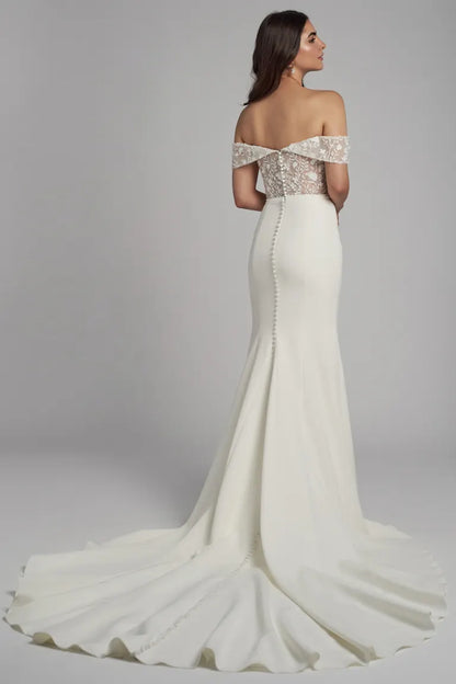 Full body back view of angelica by jenny yoo
