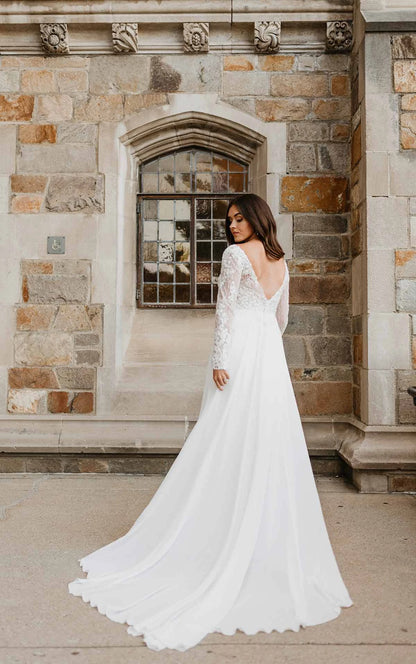 7291 by Stella York (Size 16)