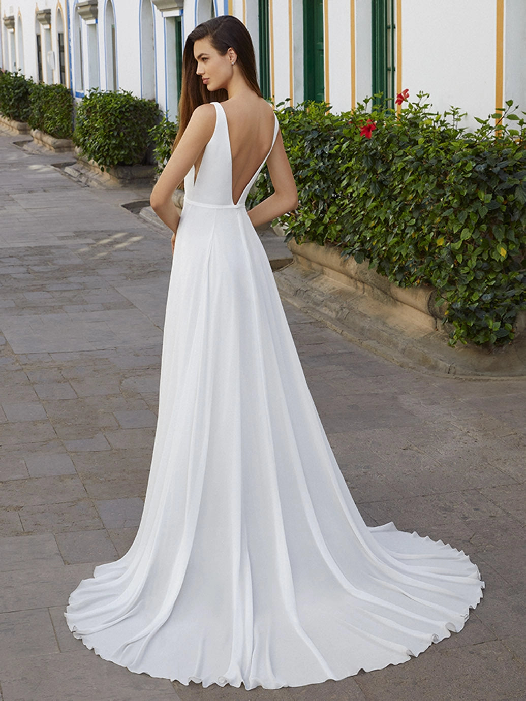 Bree by Love by Enzoani (Size 8)