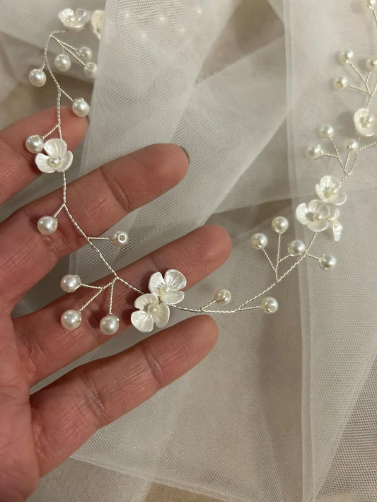 Floral Silver Pearl Hair Vine
