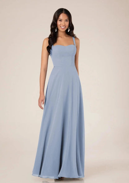 Full body front view of Sorella Vita 9692