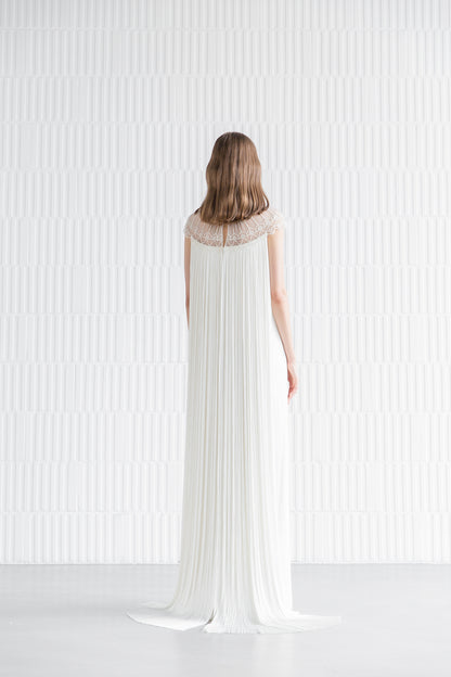 Full body back view of aida by divine atelier