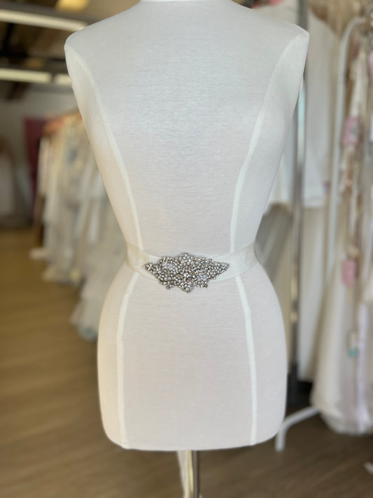 Ivory Floral Gem Belt