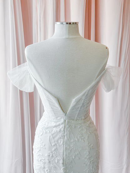 LA22102 by Calla Blanche (Size 6)