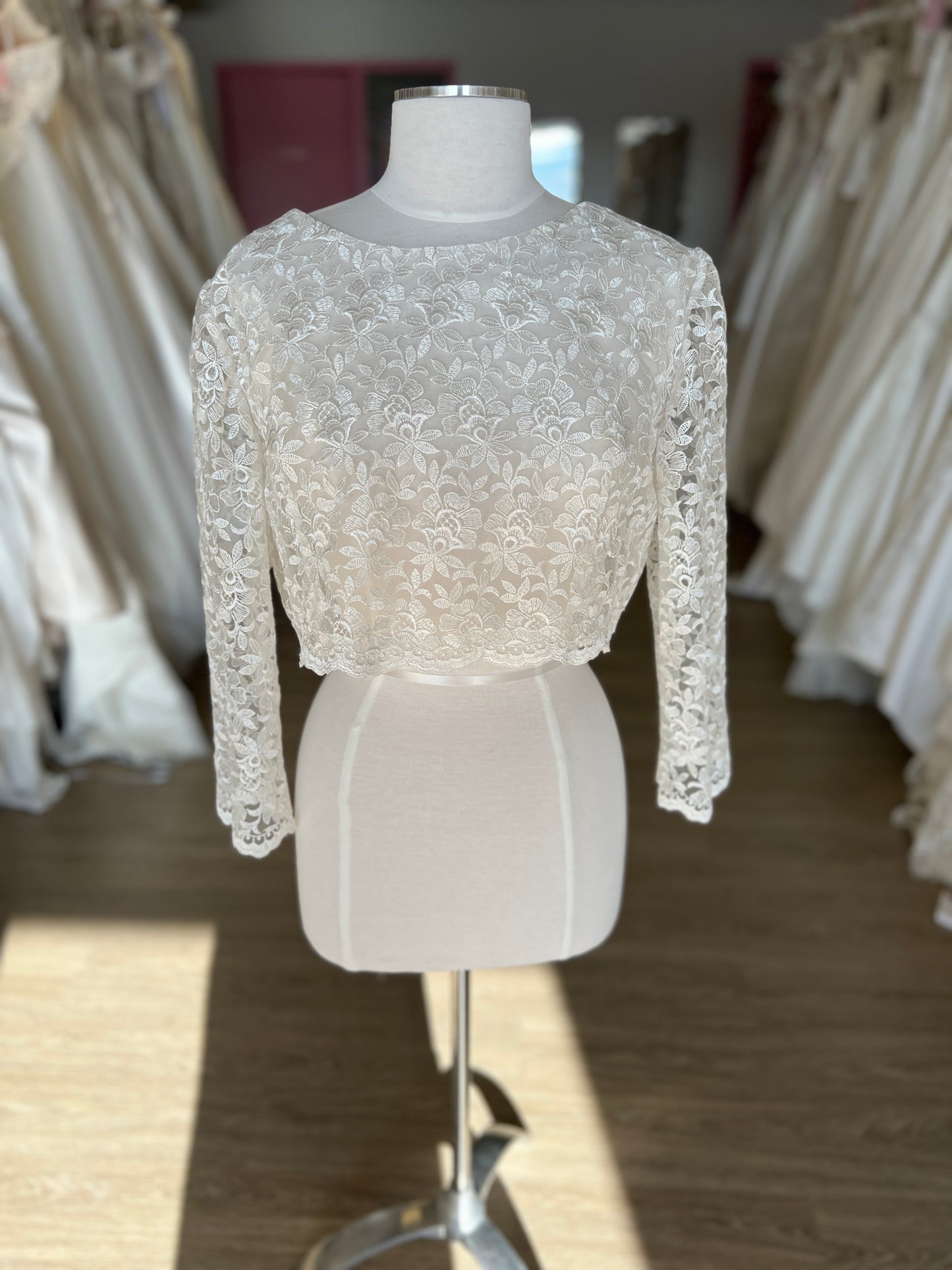 Jasmine - Lace Overlay