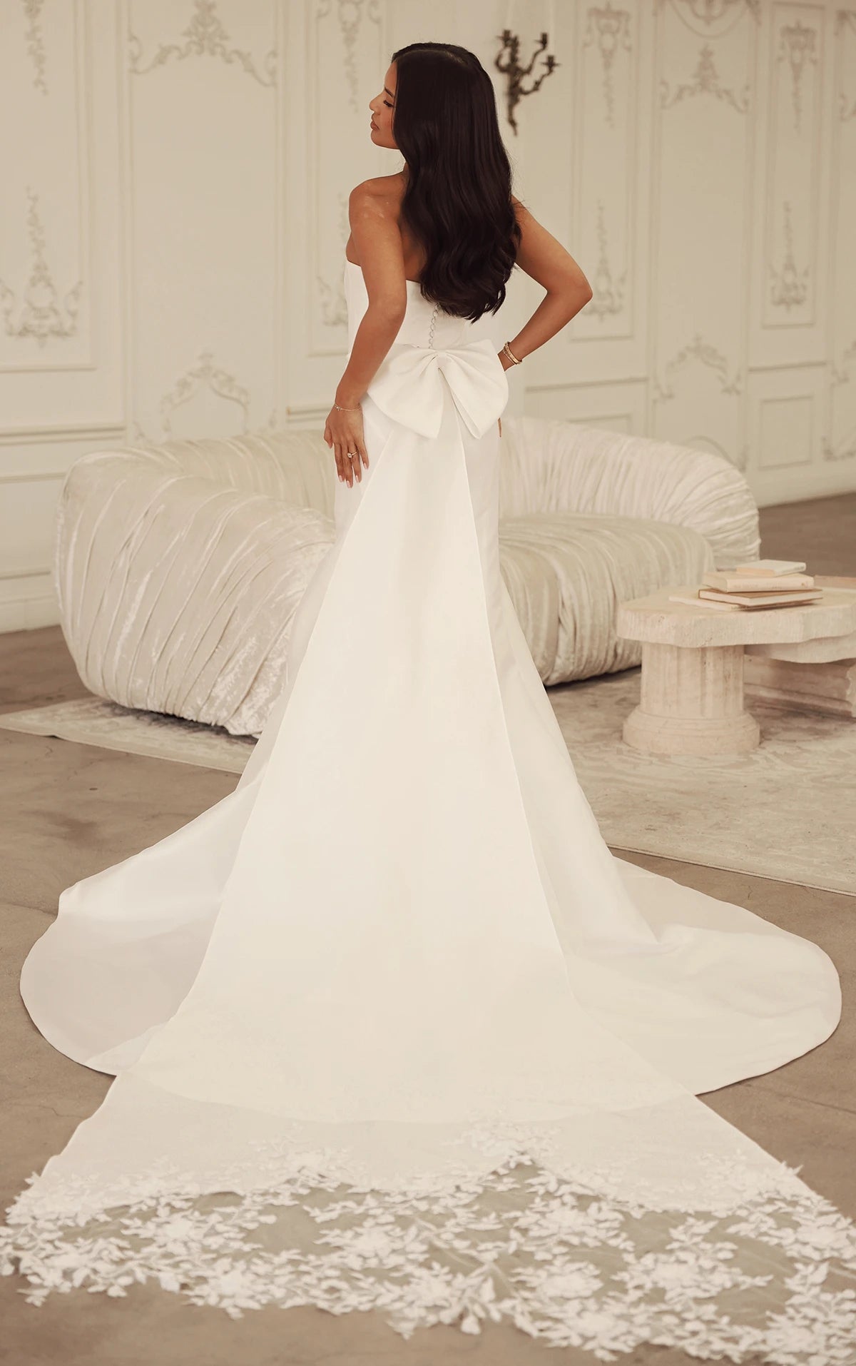 ML1901 by Martina Liana (Size 16)