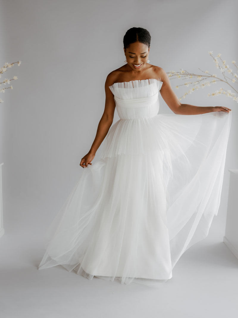 Morgan & Overskirt (Size 24)