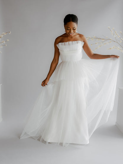 Morgan & Overskirt (Size 24)