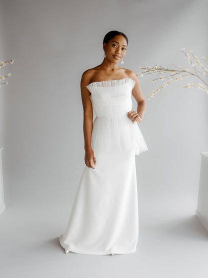 Morgan & Overskirt (Size 24)