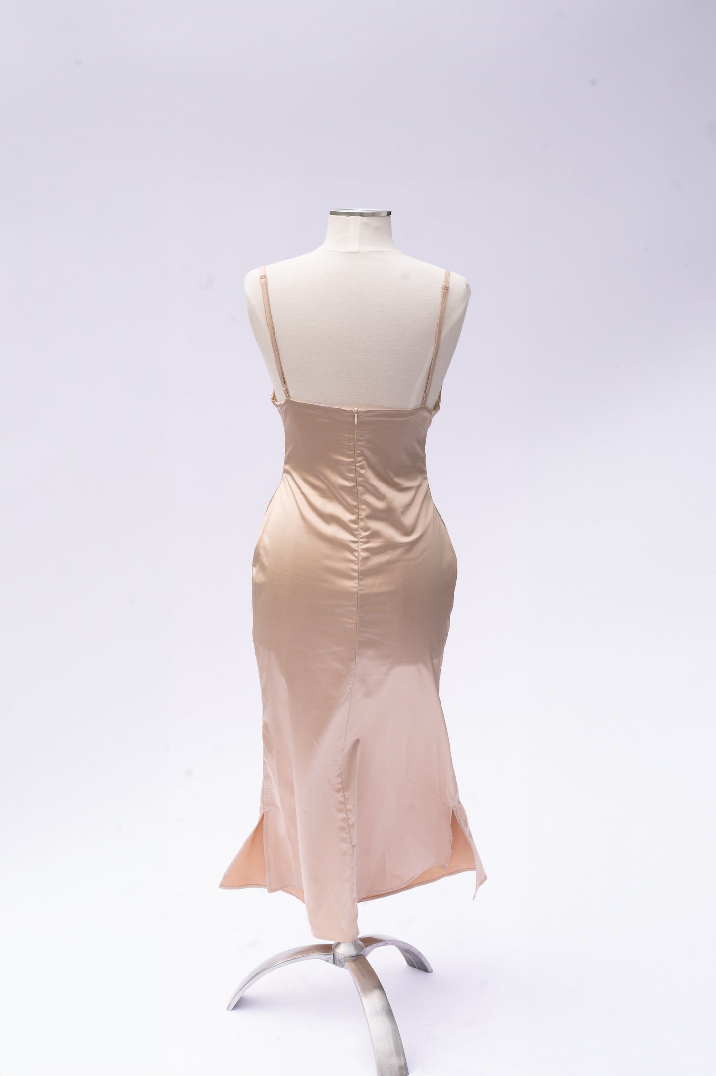 Full body back view of Rachel Joy Ada