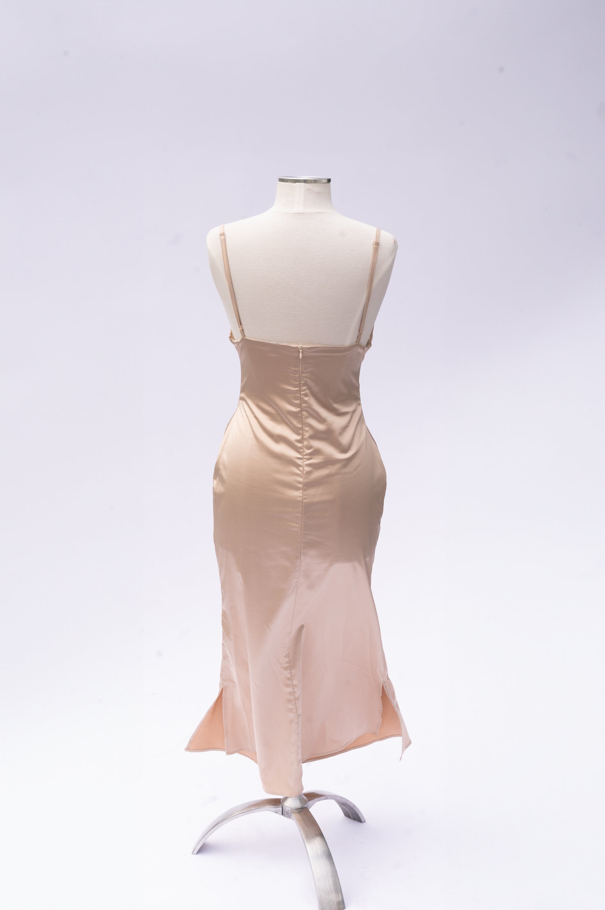 Full body back view of Rachel Joy Ada