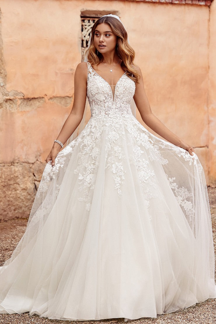 Nikita by Sophia Tolli (Size 8 & 22)