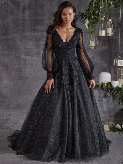 You're bold. You've got a vibe. You're destined for a whimsical lace tulle wedding dress, Alexandria, made for dreamy backdrops and magical lighting.&nbsp;