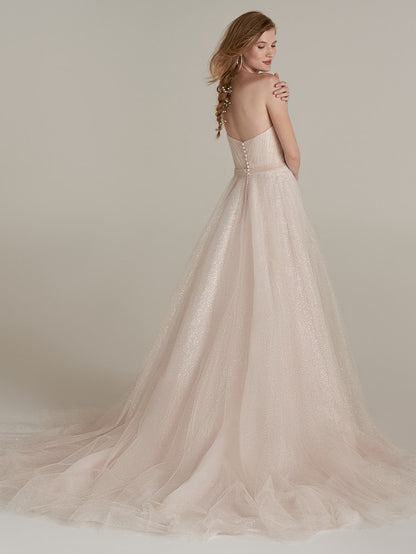 Full body back view of Florie by Rebecca Ingram