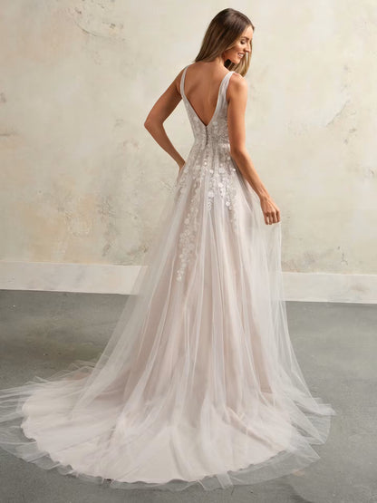 Zinnia by Rebecca Ingram (Size 18)