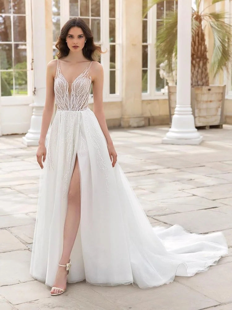 Scarlett by Enzoani (Size 6)
