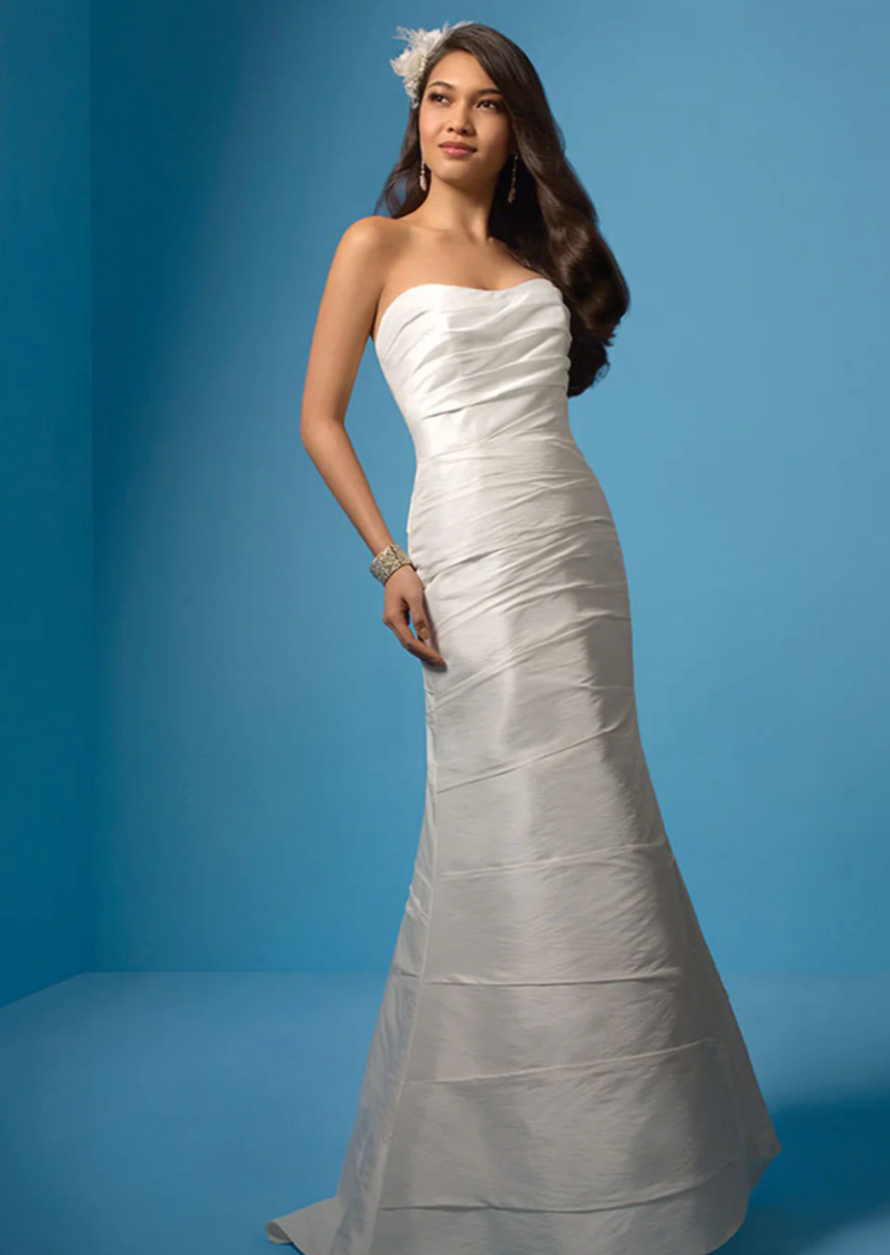 Full body front view of 2034 by Alfred Angelo