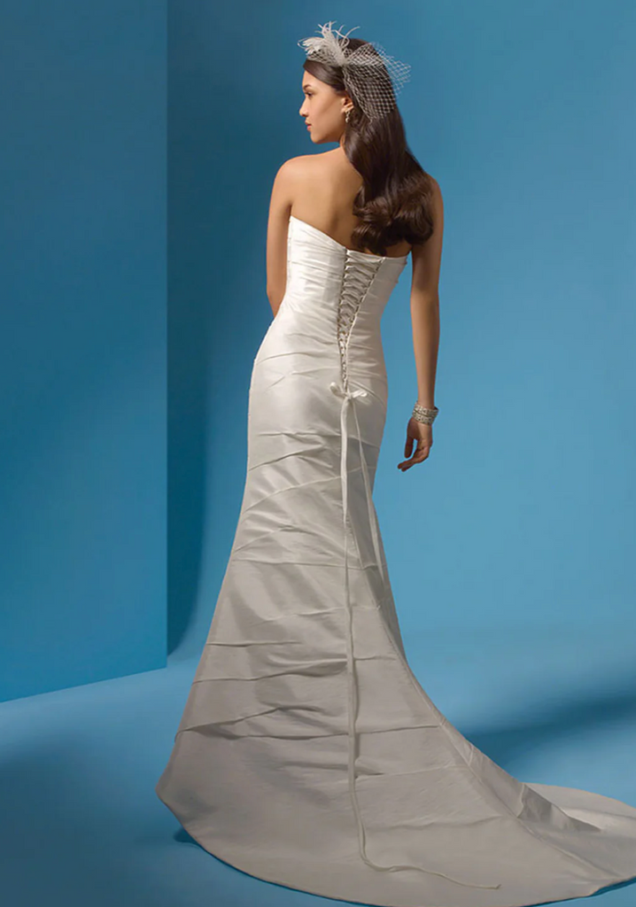 Full body back view of 2034 by Alfred Angelo