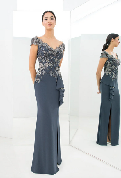 Full body front view of Alexander Daymor - 1392