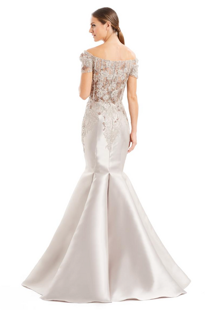 Full body back view of Alexander Daymore - 1667