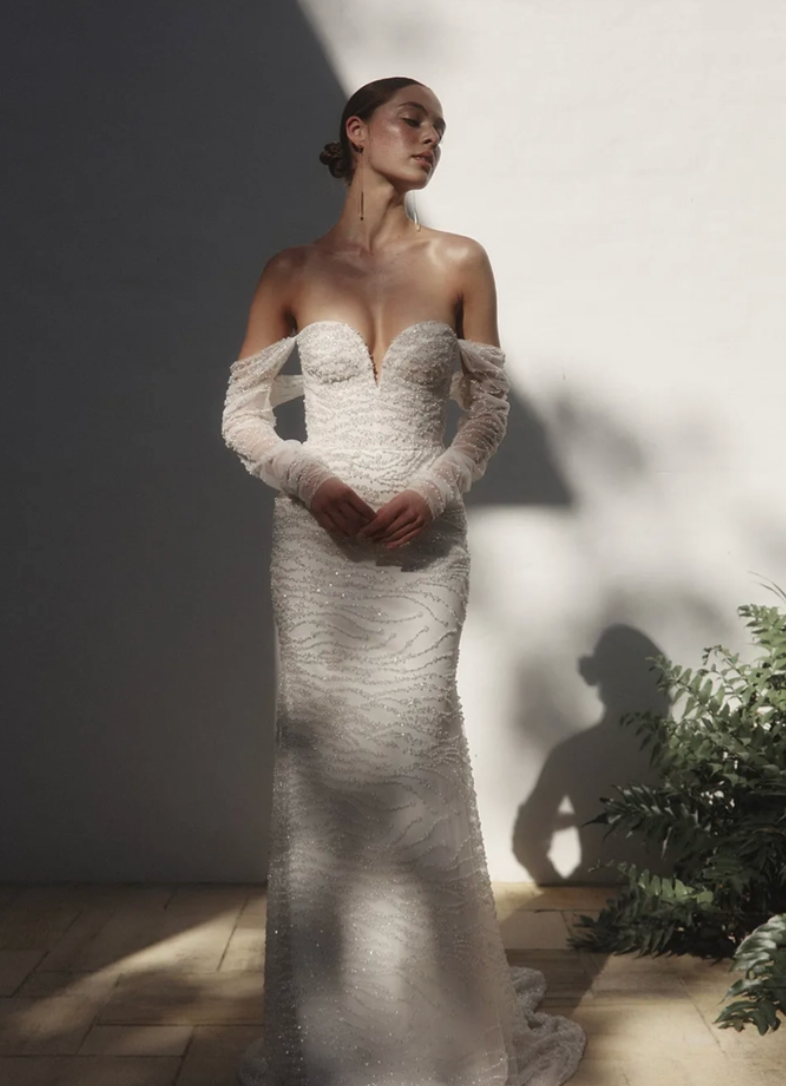 Alocasia by Aleena Lena (Size 10)