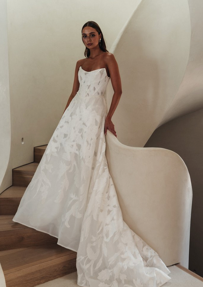 Gloriosa by Aleena Lena (Size 12)
