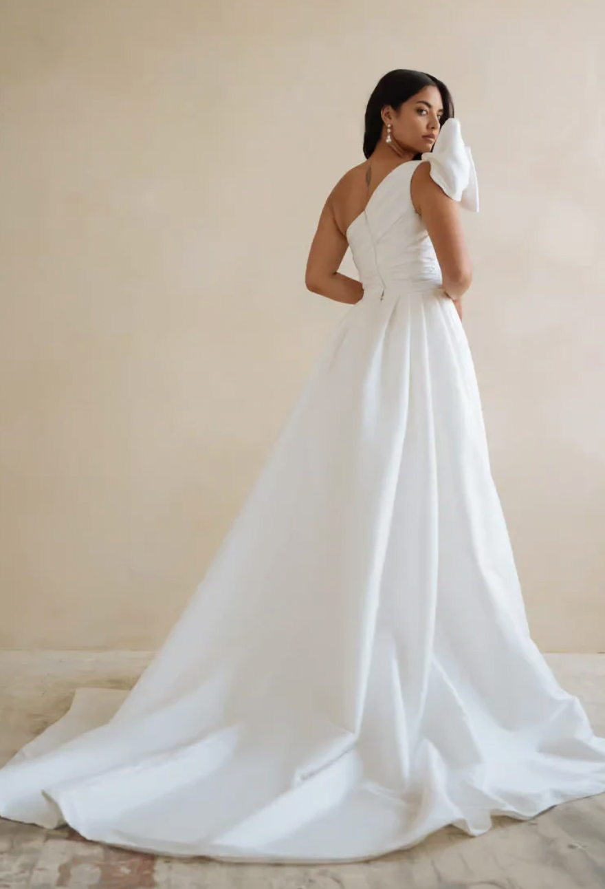 Isla by Jenny Yoo (Size 12 & 20)